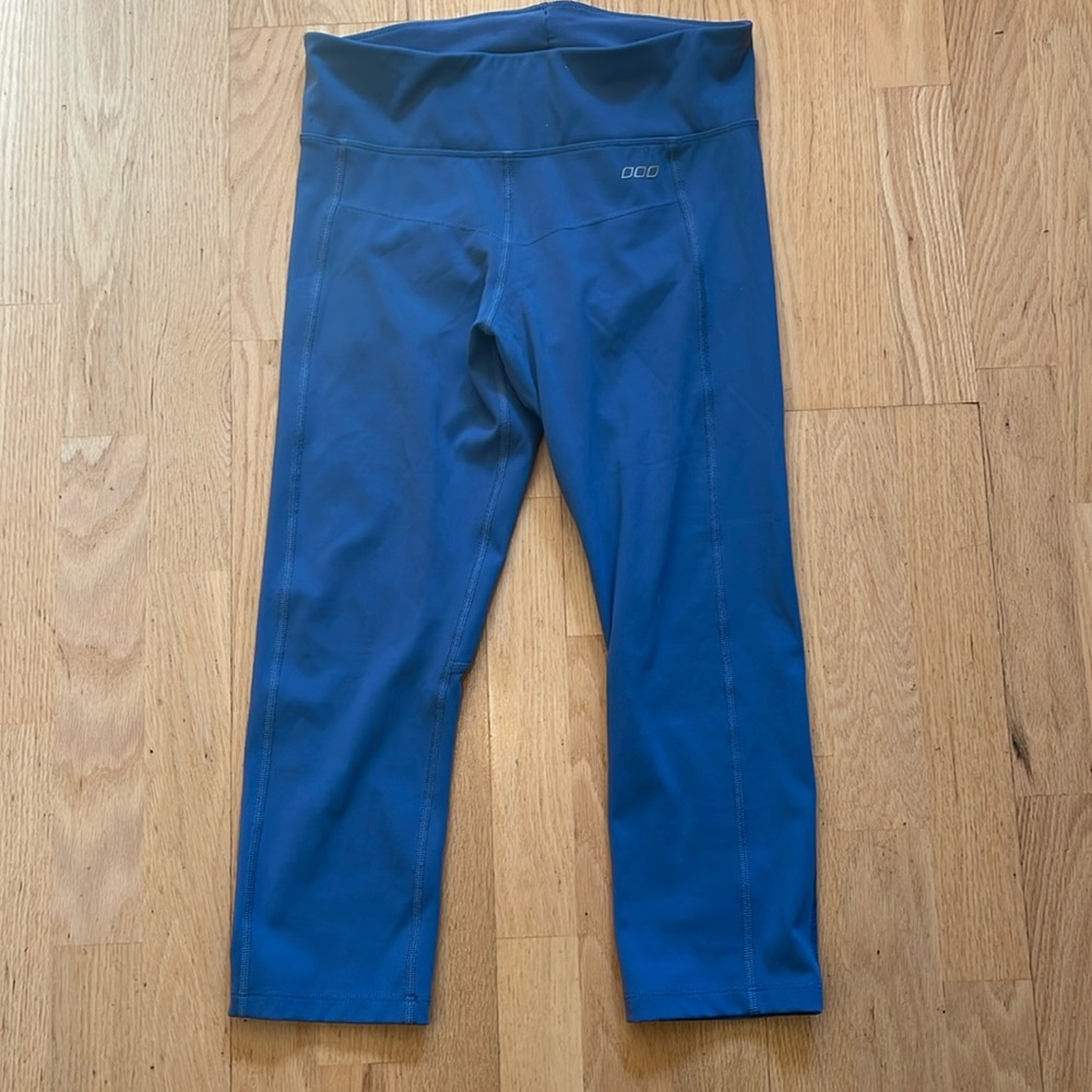 Lorna Jane Blue Capri Leggings